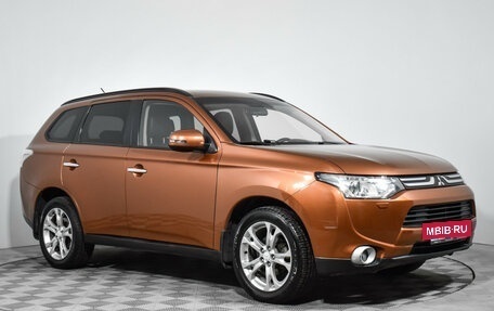 Mitsubishi Outlander III рестайлинг 3, 2012 год, 1 200 000 рублей, 3 фотография