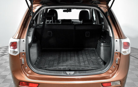 Mitsubishi Outlander III рестайлинг 3, 2012 год, 1 200 000 рублей, 18 фотография