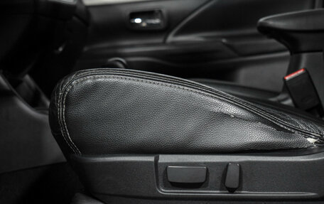 Mitsubishi Outlander III рестайлинг 3, 2012 год, 1 200 000 рублей, 19 фотография