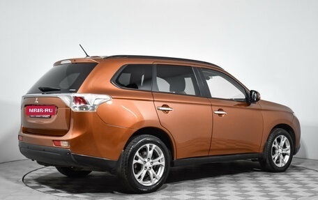 Mitsubishi Outlander III рестайлинг 3, 2012 год, 1 200 000 рублей, 8 фотография