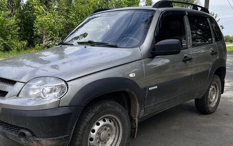 Chevrolet Niva I рестайлинг, 2013 год, 660 000 рублей, 1 фотография