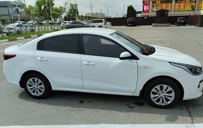 KIA Rio IV, 2018 год, 1 090 000 рублей, 1 фотография