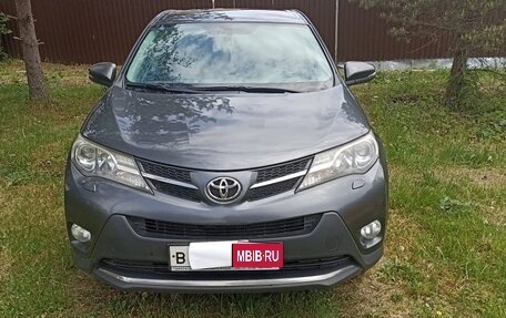 Toyota RAV4, 2015 год, 1 695 000 рублей, 1 фотография