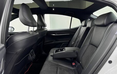 Toyota Camry, 2024 год, 4 650 000 рублей, 26 фотография