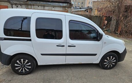 Renault Kangoo II рестайлинг, 2009 год, 550 000 рублей, 3 фотография