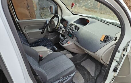 Renault Kangoo II рестайлинг, 2009 год, 550 000 рублей, 6 фотография