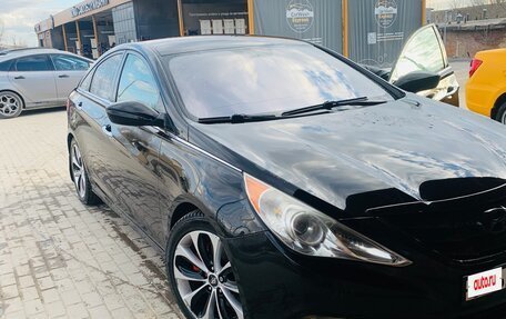 Hyundai Sonata VI, 2010 год, 870 000 рублей, 12 фотография