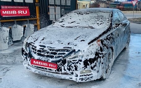Hyundai Sonata VI, 2010 год, 870 000 рублей, 17 фотография