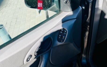 Ford Focus IV, 2003 год, 230 000 рублей, 3 фотография