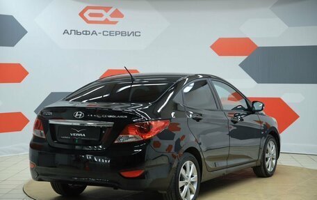 Hyundai Solaris II рестайлинг, 2011 год, 850 000 рублей, 5 фотография