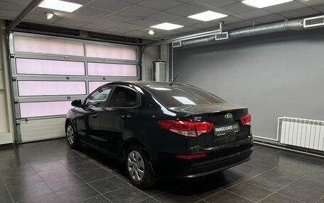 KIA Rio III рестайлинг, 2016 год, 1 050 000 рублей, 4 фотография
