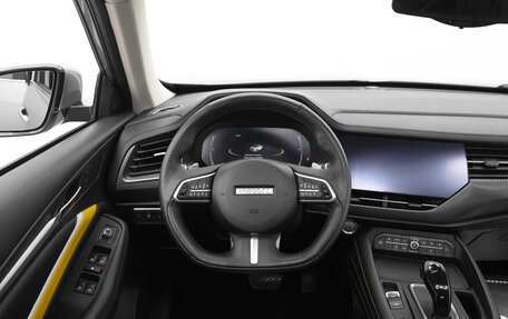 Haval F7x I, 2021 год, 1 590 000 рублей, 8 фотография