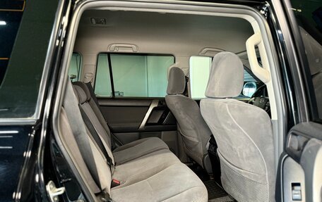 Toyota Land Cruiser Prado 150 рестайлинг 2, 2010 год, 2 570 000 рублей, 13 фотография
