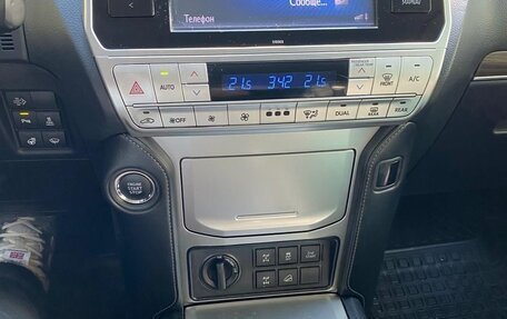 Toyota Land Cruiser Prado 150 рестайлинг 2, 2019 год, 4 620 000 рублей, 14 фотография