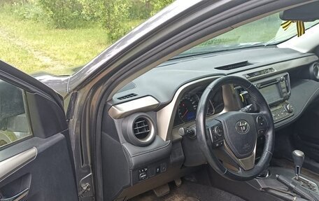 Toyota RAV4, 2015 год, 1 695 000 рублей, 5 фотография