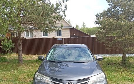 Toyota RAV4, 2015 год, 1 695 000 рублей, 8 фотография