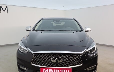 Infiniti Q30, 2017 год, 2 050 000 рублей, 3 фотография
