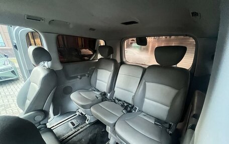 Hyundai Grand Starex Grand Starex I рестайлинг 2, 2008 год, 1 195 000 рублей, 18 фотография
