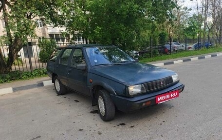 Mitsubishi Lancer IV, 1987 год, 95 000 рублей, 4 фотография