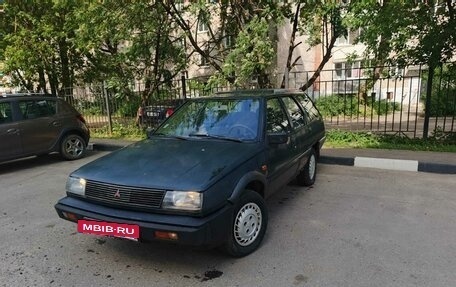 Mitsubishi Lancer IV, 1987 год, 95 000 рублей, 2 фотография