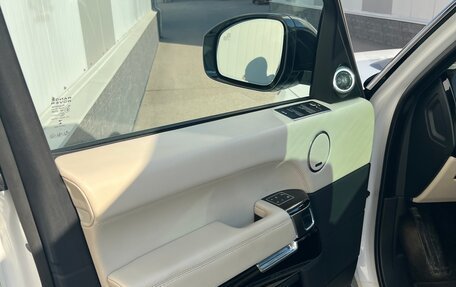Land Rover Range Rover IV рестайлинг, 2016 год, 4 190 000 рублей, 19 фотография