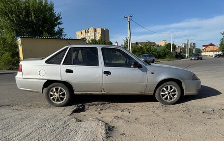 Daewoo Nexia I рестайлинг, 2010 год, 200 000 рублей, 4 фотография