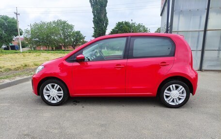 Volkswagen up! I рестайлинг, 2018 год, 1 150 000 рублей, 4 фотография