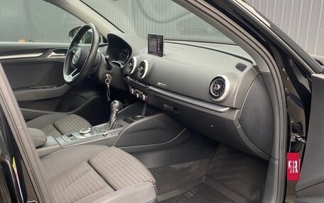 Audi A3, 2019 год, 2 350 000 рублей, 13 фотография