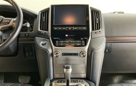 Toyota Land Cruiser 200, 2019 год, 8 200 000 рублей, 11 фотография