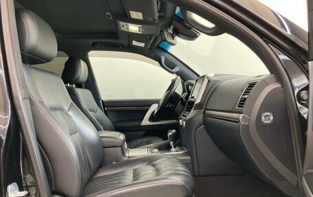 Toyota Land Cruiser 200, 2019 год, 8 200 000 рублей, 14 фотография