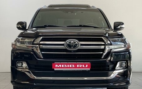 Toyota Land Cruiser 200, 2019 год, 8 200 000 рублей, 2 фотография