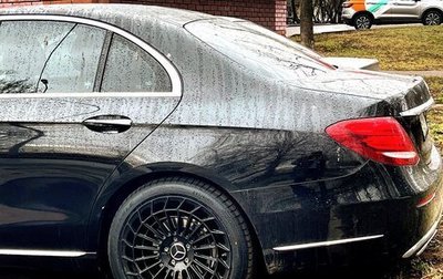 Mercedes-Benz E-Класс, 2018 год, 3 580 000 рублей, 1 фотография