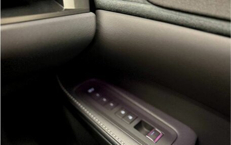 Lexus RX IV рестайлинг, 2024 год, 13 620 000 рублей, 17 фотография