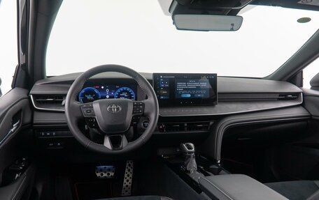 Toyota Camry, 2024 год, 6 200 000 рублей, 7 фотография