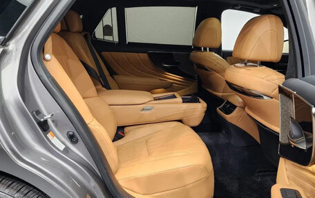 Lexus LS IV, 2024 год, 11 500 000 рублей, 12 фотография