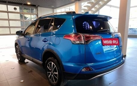 Toyota RAV4, 2015 год, 2 340 000 рублей, 5 фотография