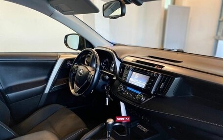 Toyota RAV4, 2015 год, 2 340 000 рублей, 12 фотография