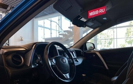 Toyota RAV4, 2015 год, 2 340 000 рублей, 23 фотография