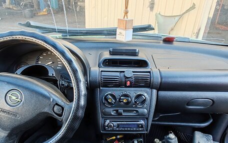 Opel Corsa B, 1999 год, 65 000 рублей, 2 фотография
