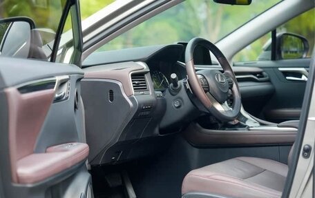 Lexus RX IV рестайлинг, 2021 год, 4 400 000 рублей, 9 фотография