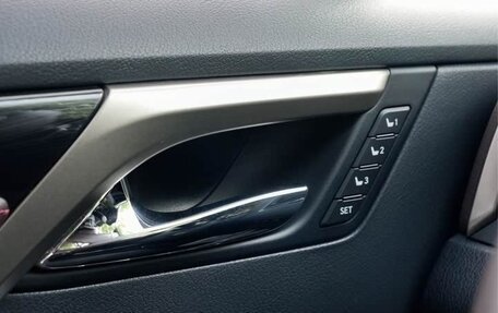 Lexus RX IV рестайлинг, 2021 год, 4 400 000 рублей, 18 фотография