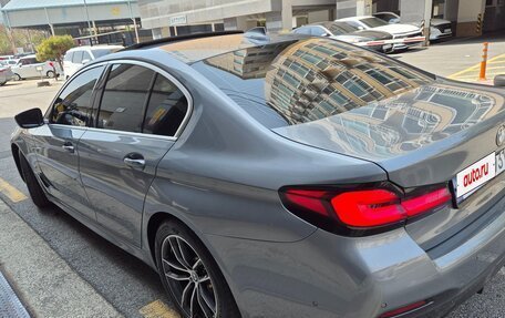BMW 5 серия, 2022 год, 3 550 000 рублей, 6 фотография