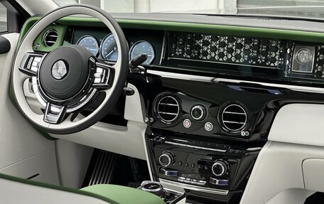 Rolls-Royce Phantom VIII, 2024 год, 99 000 000 рублей, 14 фотография