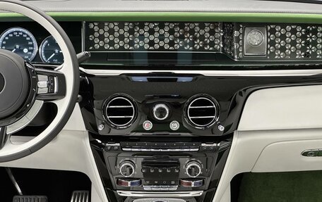 Rolls-Royce Phantom VIII, 2024 год, 99 000 000 рублей, 20 фотография