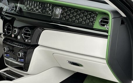 Rolls-Royce Phantom VIII, 2024 год, 99 000 000 рублей, 23 фотография