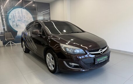 Opel Astra J, 2013 год, 586 000 рублей, 3 фотография