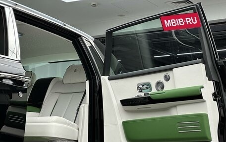 Rolls-Royce Phantom VIII, 2024 год, 99 000 000 рублей, 39 фотография