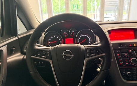 Opel Astra J, 2013 год, 586 000 рублей, 16 фотография