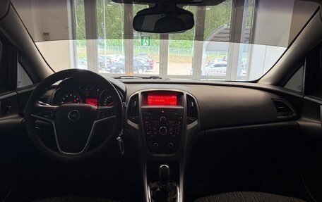 Opel Astra J, 2013 год, 586 000 рублей, 20 фотография