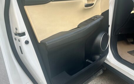 Lexus NX I, 2016 год, 3 000 000 рублей, 17 фотография